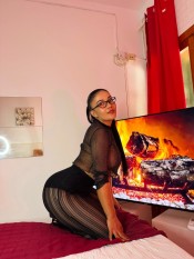 LUNA MADURITA CON MUCHA EXPERIENCIA