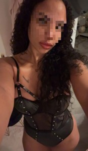 FIESTERA INDEPENDIENTE JUGUETONA Y DIVERTIDA 24/7