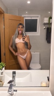 TRAVESTI POLLONA FISTERA Y CERDA 24 HORAS  ÚLTIMOS DIAS NO TE VAS A ARR