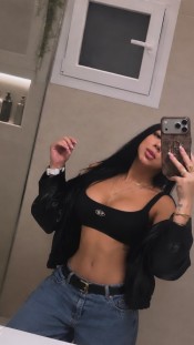 CLOE  UNA MARAVILLOSA CHICA  NOVEDAD