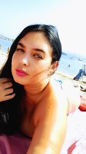CHICA COMPLACIENTE SEDUCTORA