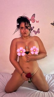 EN VECINDARIO SOY TODA UNA PERRA EN LA CAMA FOLLAM