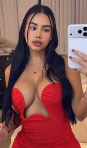 NOVEDAD MORENA GUAPA ROUSE
