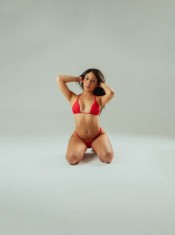 NICOLE ATRACTIVA Y MUY CALIENTE ! MOMENTOS UNICOS