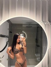 ESCORT CALA DE BOU DELGADA DE MENTE ABIERTA