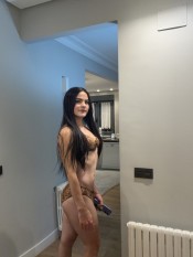 REINA DEL FRANCÉS MUY ZORRA Y COMPLACIENTE GUARRA