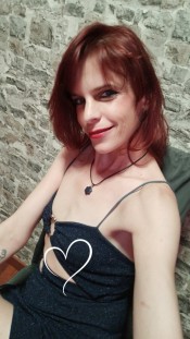 SOLITA, CACHONDAS GUARRA MUY PUTA SI A TODO ESPECIALES , REUS