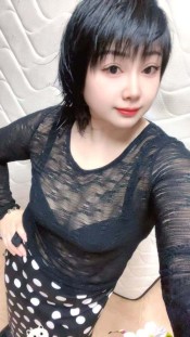 LA CHICA QUE ACABA DE LLEGAR A REUS