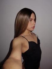 ESTRECHA Y PROFUNDA COLOMBIANA LECHERA