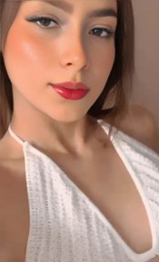 UNA GATITA MIMOSA Y REVELDE
