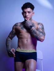 DEPORTISTA COLOMBIANO, EXCLUSIVO,  SUITE PRIVADA