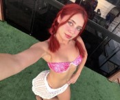 PRIMERA VEZ POR HUELVA FIESTERA PELIRROJA
