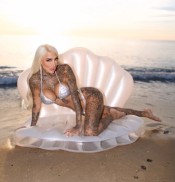 NICOLE RUBIA TATOO GIRL *  FIESTERA * DATE UN CAPRICHO * DE LUJO