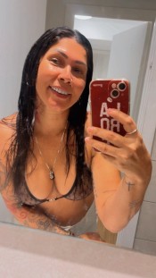 LINDA, CARIñOSA Y CUERPO ESPECTACULAR.