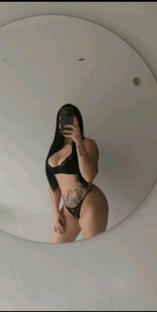 SHARLOT SEXI Y MUY CACHONDA