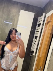 PRECIOSA VENEZOLANA DISPUESTA A COSAS QUE NO OLVIDARÁS