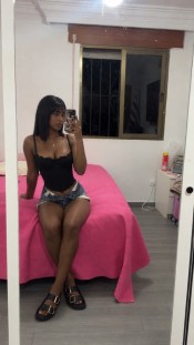ANNY 20 AÑOS SEXY COMPLACIENTE