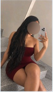 DISPUESTA A CUMPLIR TODOS TUS DESEOS