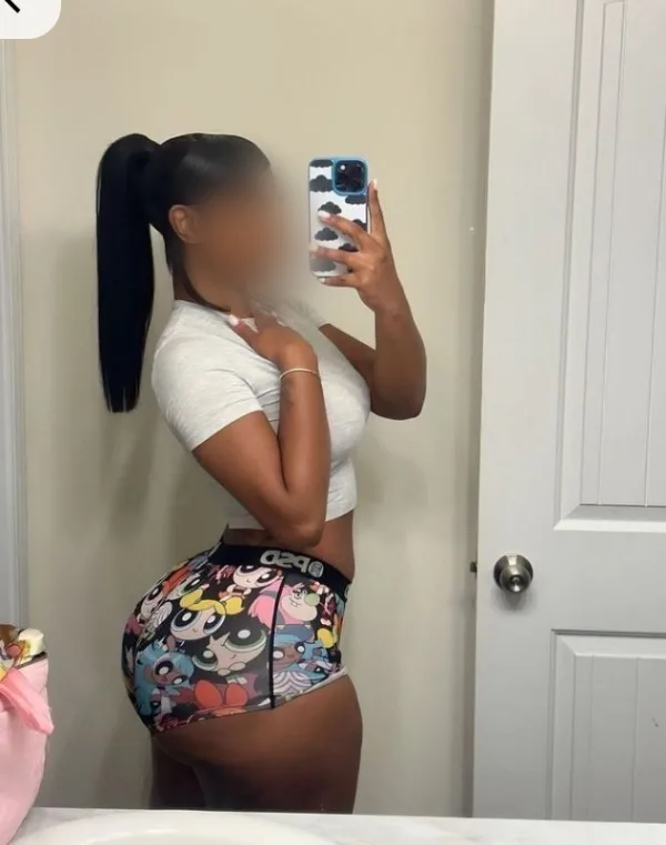 TRAVIEZA Y JUGETONA