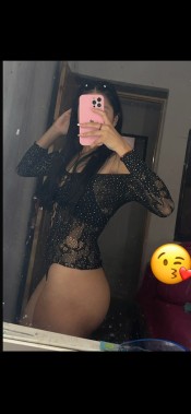 JOVENCITA RECIEN LLEGADA A PUERTO DEL CARMEN