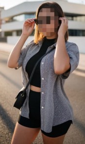 SOY UNA CHICA AVENTURERA A LA QUE LE GUSTA COMPLACER