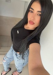 SOY LA CHICA QUE TU PAREJA NO QUIERE QUE VEAS.
