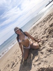 TU DULCE DESEO EXQUISITA MORENA TRAVIESA