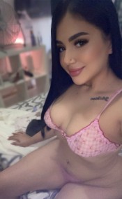 JOVENCITA CALIENTE