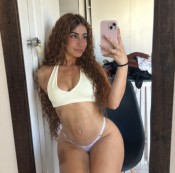 COLOMBIANA MUY FIESTERA Y PUTA EN BARAKALDO