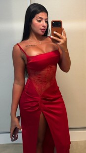 HACEMOS EL AMOR MIENTRAS TU ESPOSA ESTá DE COMPRAS