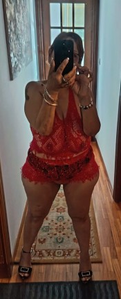 KARILITA MADURITA ESPAÑOLA CURVY Y CALIENTE