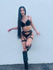 CARLA COLOMBIANA EN SEVILLA , NATURAL Y CON MUCHO ENCANTO