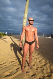 MATEO EN BENIDORM SEXO FIESTA LUJURIA A TOPE